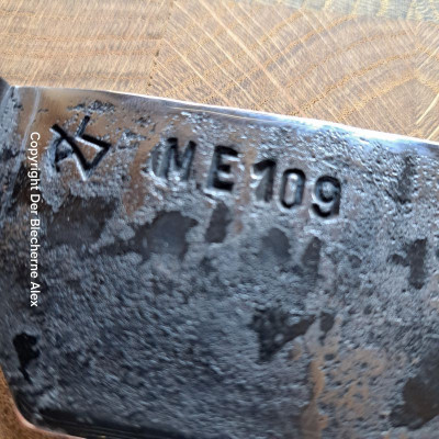 Küchenmesser aus der Panzerrung der Messerschmitt 109 aus dem 2WK Küchenmesser aus der Panzerrung der Messerschmitt 109 aus dem 2WK