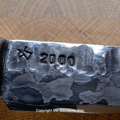 Küchenmesser aus Panzerhaubitze 2000 Küchenmesser aus Panzerhaubitze 2000