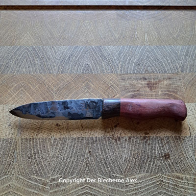Outdoormesser mit Klinge aus einer 105er Haubitze des 1WK