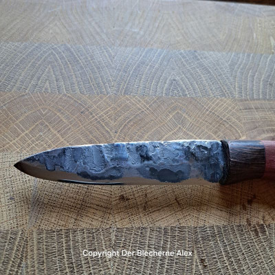 Outdoormesser mit Klinge aus einer 105er Haubitze des 1WK