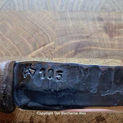 Outdoormesser mit Klinge aus einer 105er Haubitze des 1WK