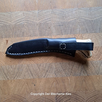Outdoormesser Aus antikem Stemmeisen mit Rothirschgeweih Outdoormesser Aus antikem Stemmeisen mit Rothirschgeweih