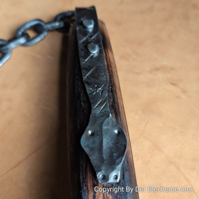 Handgeschmiedeter Morgenstern/ Schlagflegel aus Eisen mit Schlangenkopf