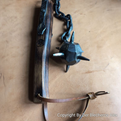 Handgeschmiedeter Morgenstern/ Schlagflegel aus Eisen mit Schlangenkopf