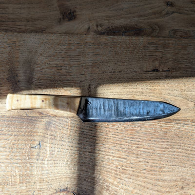 Küchenmesser aus Kohlenstoffstahl 1.2003 mit Riegelahorn