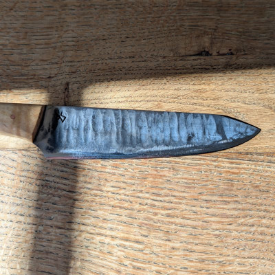 Küchenmesser aus Kohlenstoffstahl 1.2003 mit Riegelahorn