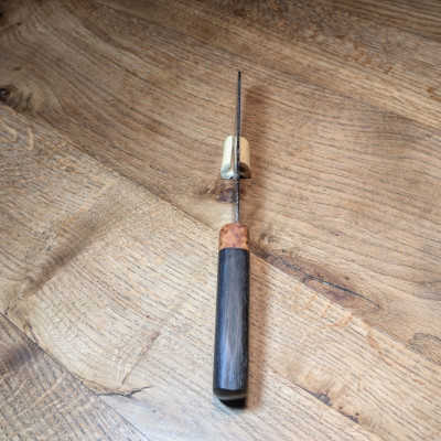 Küchenmesser aus 1.2235 mit Flusseiche