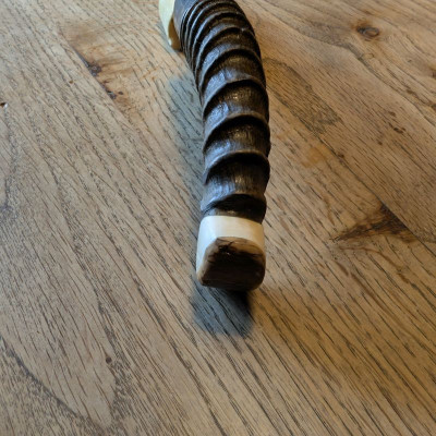 Jagdmesser / Allzweckmesser aus Wolframstahl mit Antilope, Büffelhorn und Mammutelfenbein