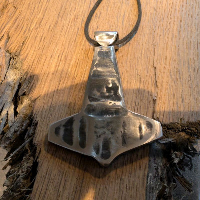 Kettenanhänger Der Hammer des Thor