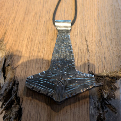 Kettenanhänger Der Hammer des Thor