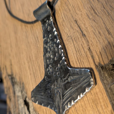 Kettenanhänger Der Hammer des Thor