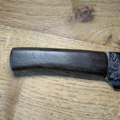 Küchenmesser aus Nebelwerfer und Flusseiche