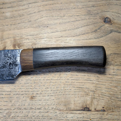Küchenmesser aus Nebelwerfer und Flusseiche