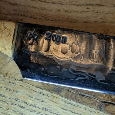Küchenmesser Panzerhaubitze 2000 mit Maserrobinie