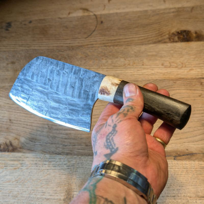 Küchenmesser/ Küchenbeil/ Grillbeil mit stabilisierter Flusseiche