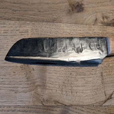 Küchenmesser Panzerhaubitze 2000 mit mehreren Millionen Jahre altem Griff