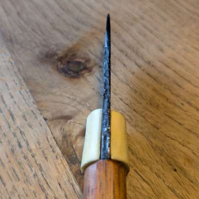 Allzweckmesser aus 3,7cm PAK des 2WK mit Flusseiche