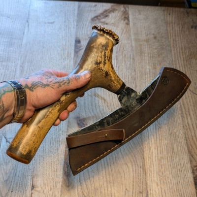 Brachiales Grill oder Pizzamesser 8er Flak und Riesenhirsch