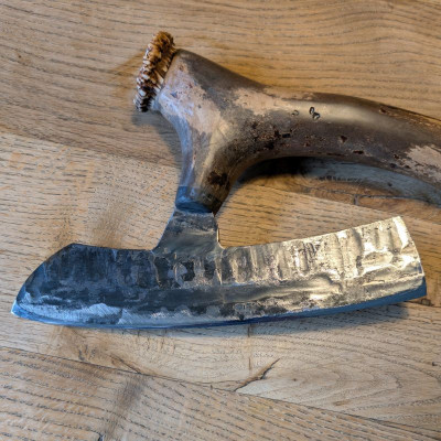 Brachiales Grill oder Pizzamesser 8er Flak und Riesenhirsch