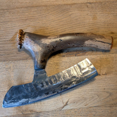 Brachiales Grill oder Pizzamesser 8er Flak und Riesenhirsch