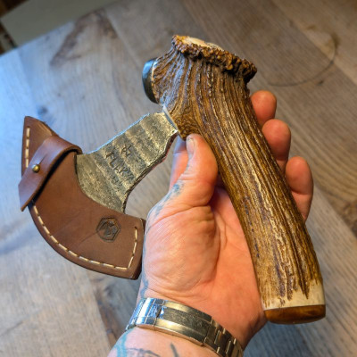Sehr rustikales Grillmesser Pizzamesser oder Wiegemesser 2cm Flak und Rothirsch