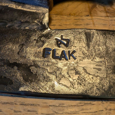 Brachiales Grill Pizzamesser oder Wiegemesser aus FLAK und Rothirschgeweih