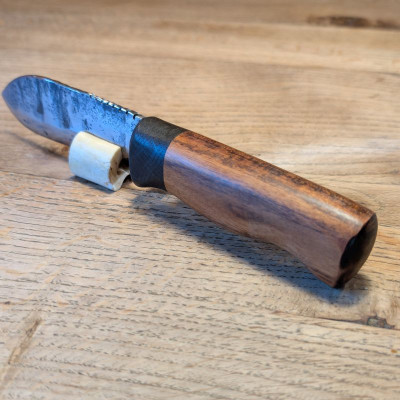 Outdoormesser/ Allzweckmesser mit Klinge aus Kopfpanzerung der Focke Wulf 190 dem Würger