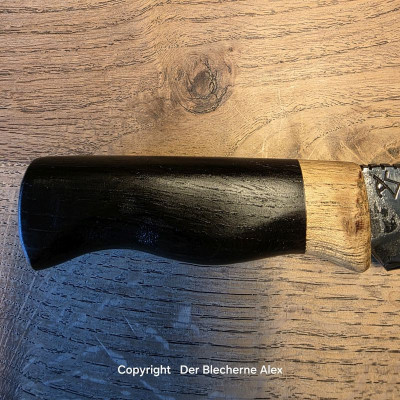 Outdoormesser/ Allzweckmesser mit Klinge aus der Kampfwagenkanone 43 Königstiger mit Mooreiche & Robinie