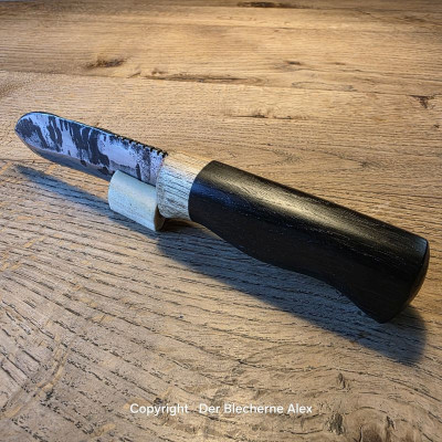 Outdoormesser/ Allzweckmesser mit Klinge aus der Kampfwagenkanone 43 Königstiger mit Mooreiche & Robinie