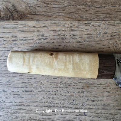 Küchenmesser handgeschmiedet aus C100 Stahl mit Maserbirke