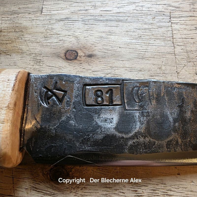 Allzweckmesser Kruppstahl Königtiger Nr.81 mit Flusseiche