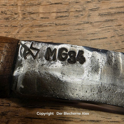 Outdoormesser/Allzweckmesser MG34 des 2WK mit Maser Robinie