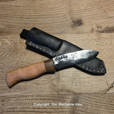 Allzweckmesser Klinge aus Leo2 Griff Zwetschge