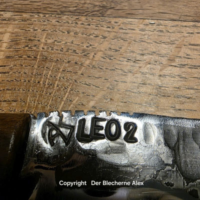 Allzweckmesser Klinge aus Leo2 Griff Zwetschge