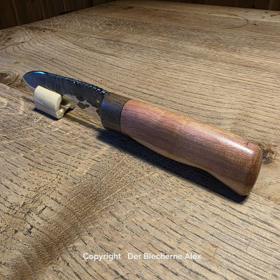 Allzweckmesser Klinge aus Leo2 Griff Zwetschge
